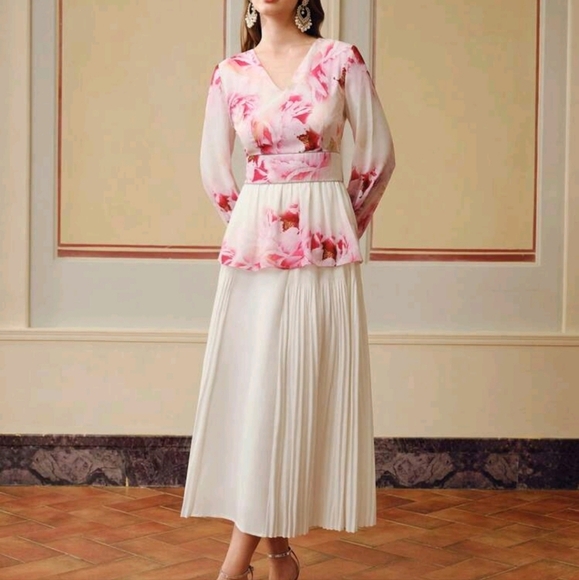 FLORAL PRINT V-NECK LANTERN SLEEVE PEPLUM TOP WITHOUT BELT - Picture 4 of 5